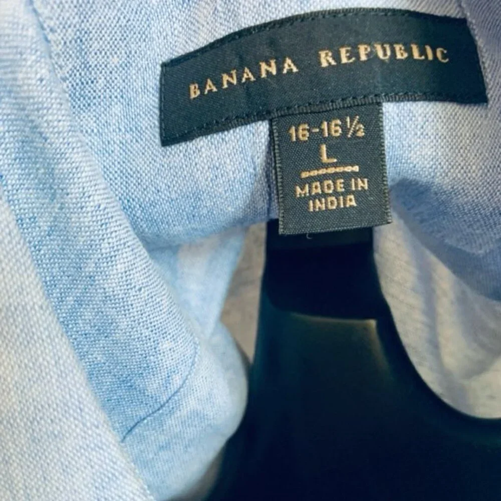 Banana Republice Blue Button Down Shirt